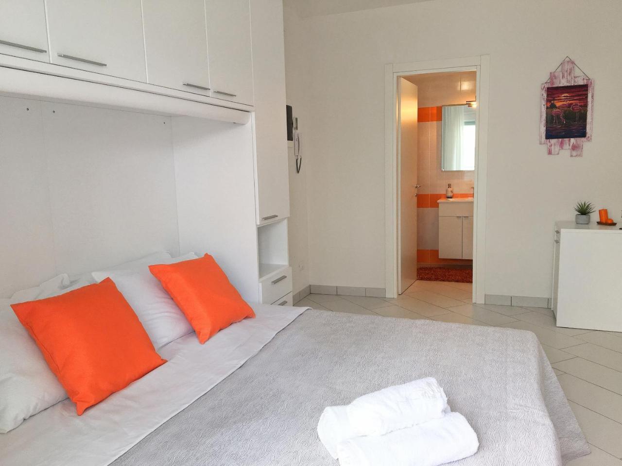 Flamingo Residence Hotel Llido Degli Estensi Bagian luar foto