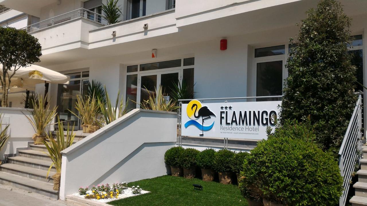 Flamingo Residence Hotel Llido Degli Estensi Bagian luar foto